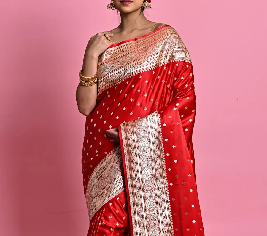 Elegant Gold Saree - Festive to Brunch Ready