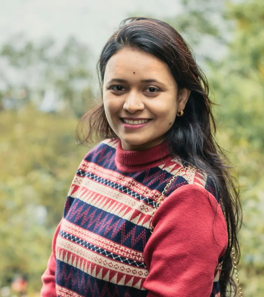 Graceful Grey Acrylic Knit Sweater - Insta-Ready Look