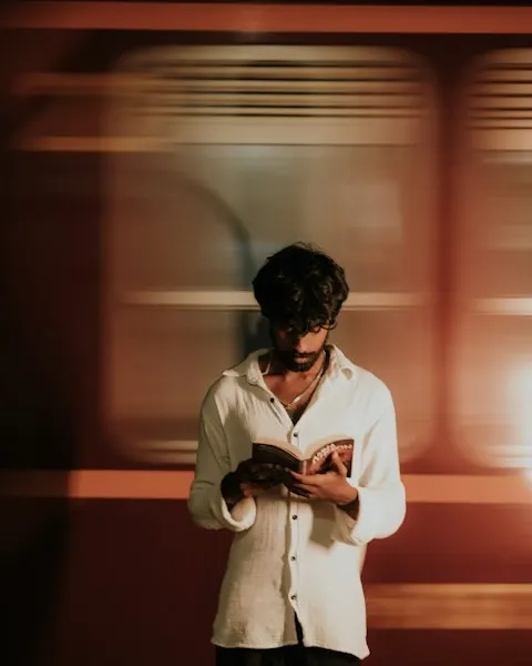 Smart White Linen Shirt - Standout Everyday Essential