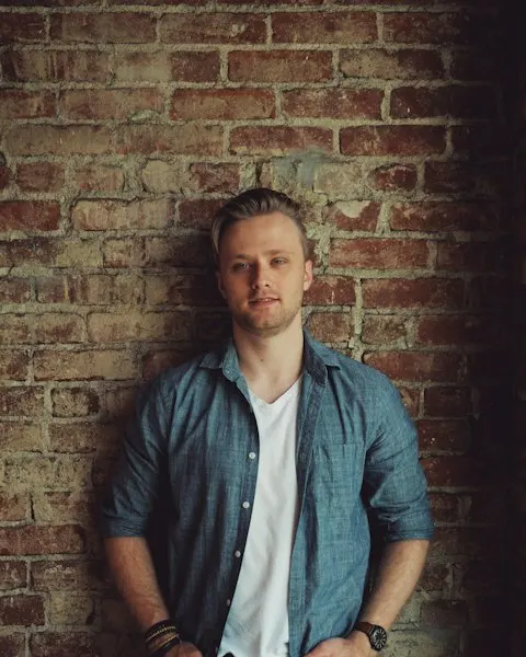 Rugged Brown Linen Shirt - Weekend to Workday