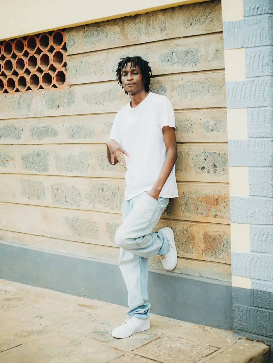 Urban White Cotton T-Shirt - Weekend to Workday