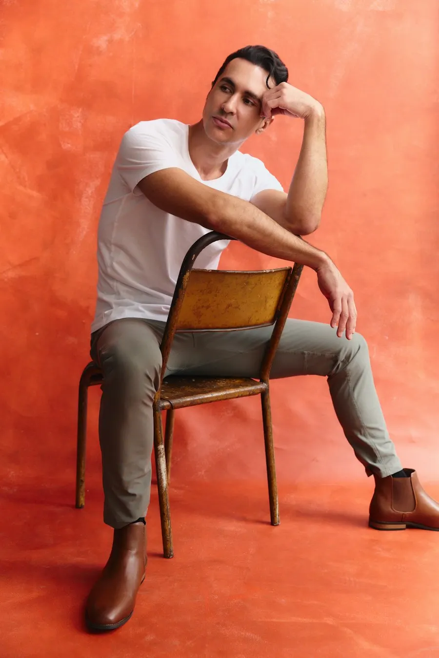 Signature White Organic Cotton T-Shirt - Clean Modern Fit