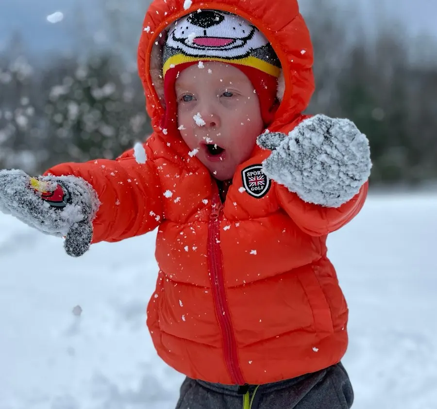 Cheerful Red Coat - Easy Wear for Busy Kids