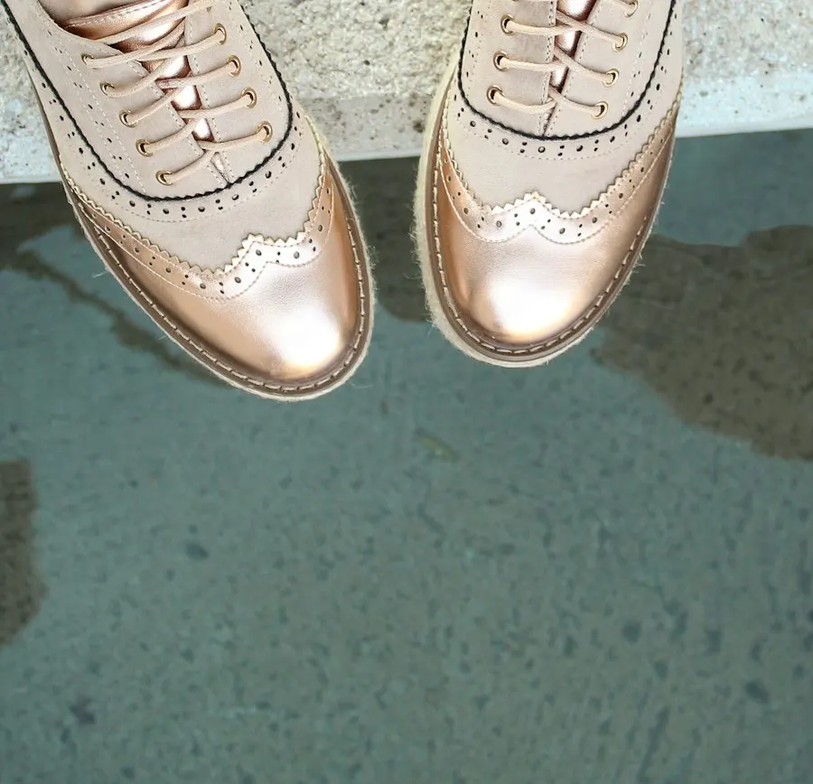 Minimal Gold Leather Shoes - Upgrade Your Look
