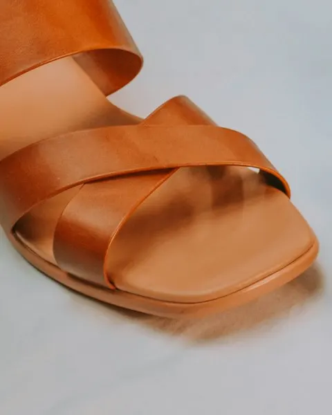 Elegant White Leather Sandals - Made to Turn Heads