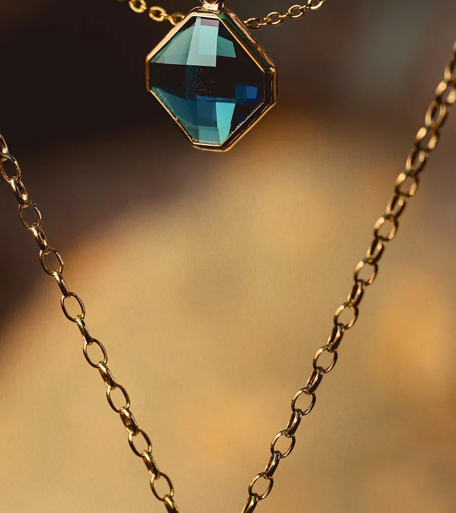 Graceful Gold Necklace - Made to Turn Heads