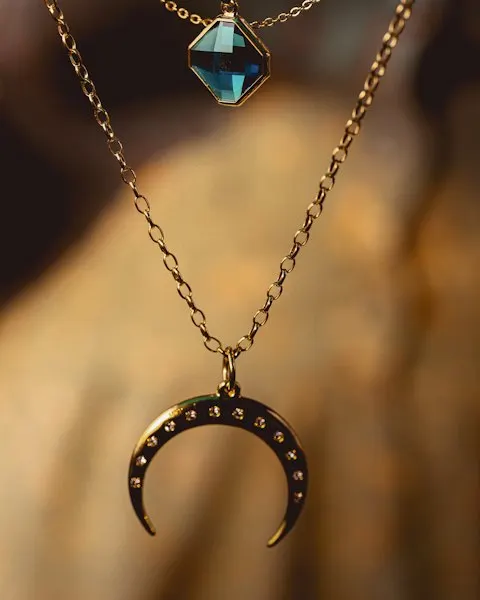 Graceful Gold Necklace - Made to Turn Heads