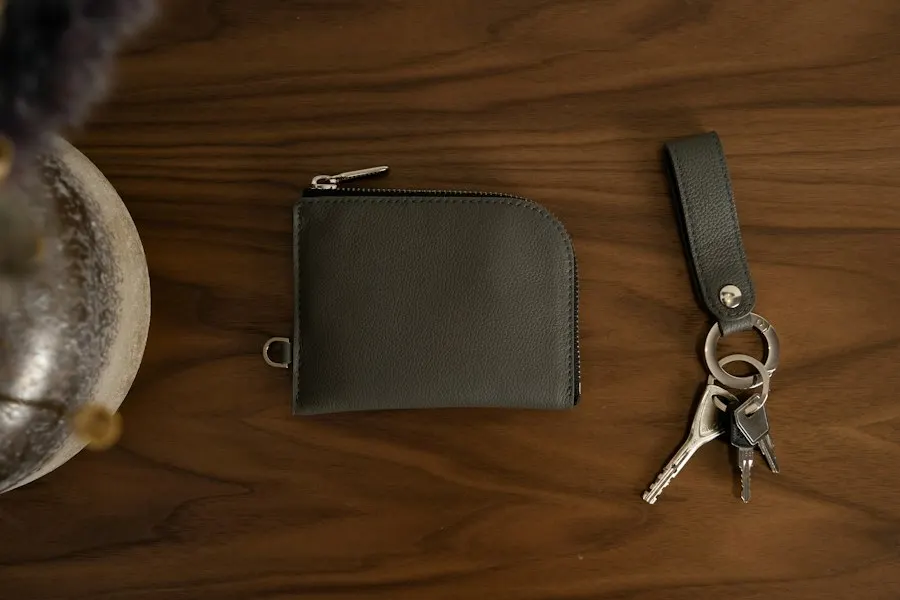 Rugged Wallet - Standout Everyday Essential