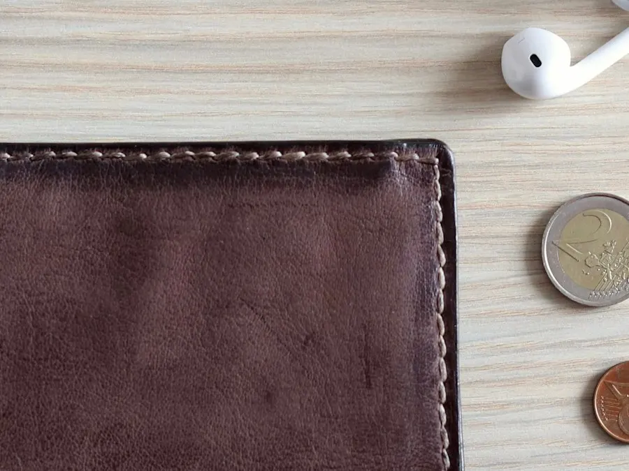 Premium Silver Leather Wallet - Built for Comfort