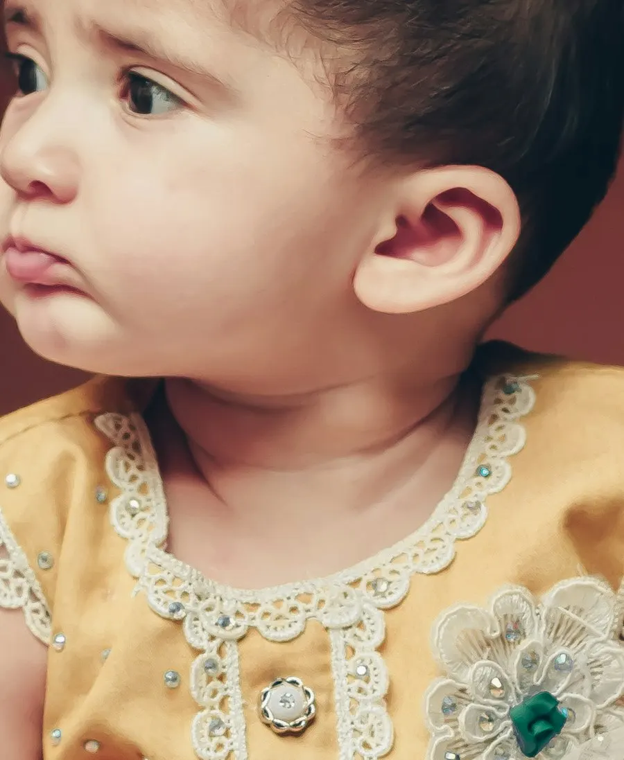 Cute White Linen Blend Dress - Easy Wear for Busy Kids