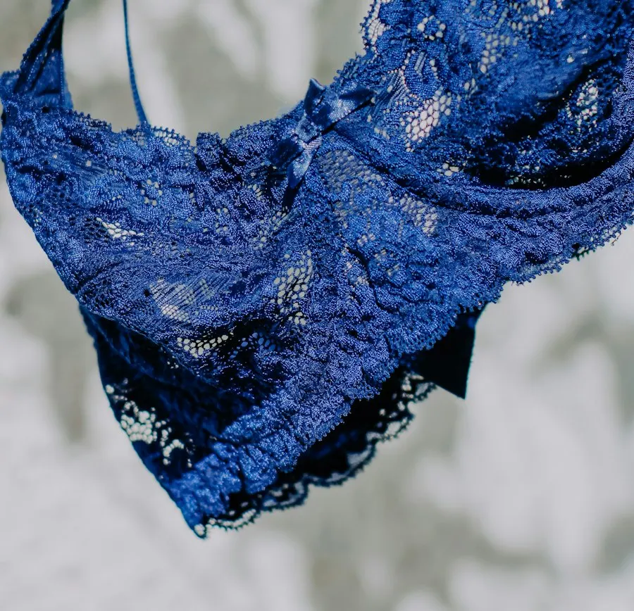 Royal Blue Lace Bra - Seamless Feel