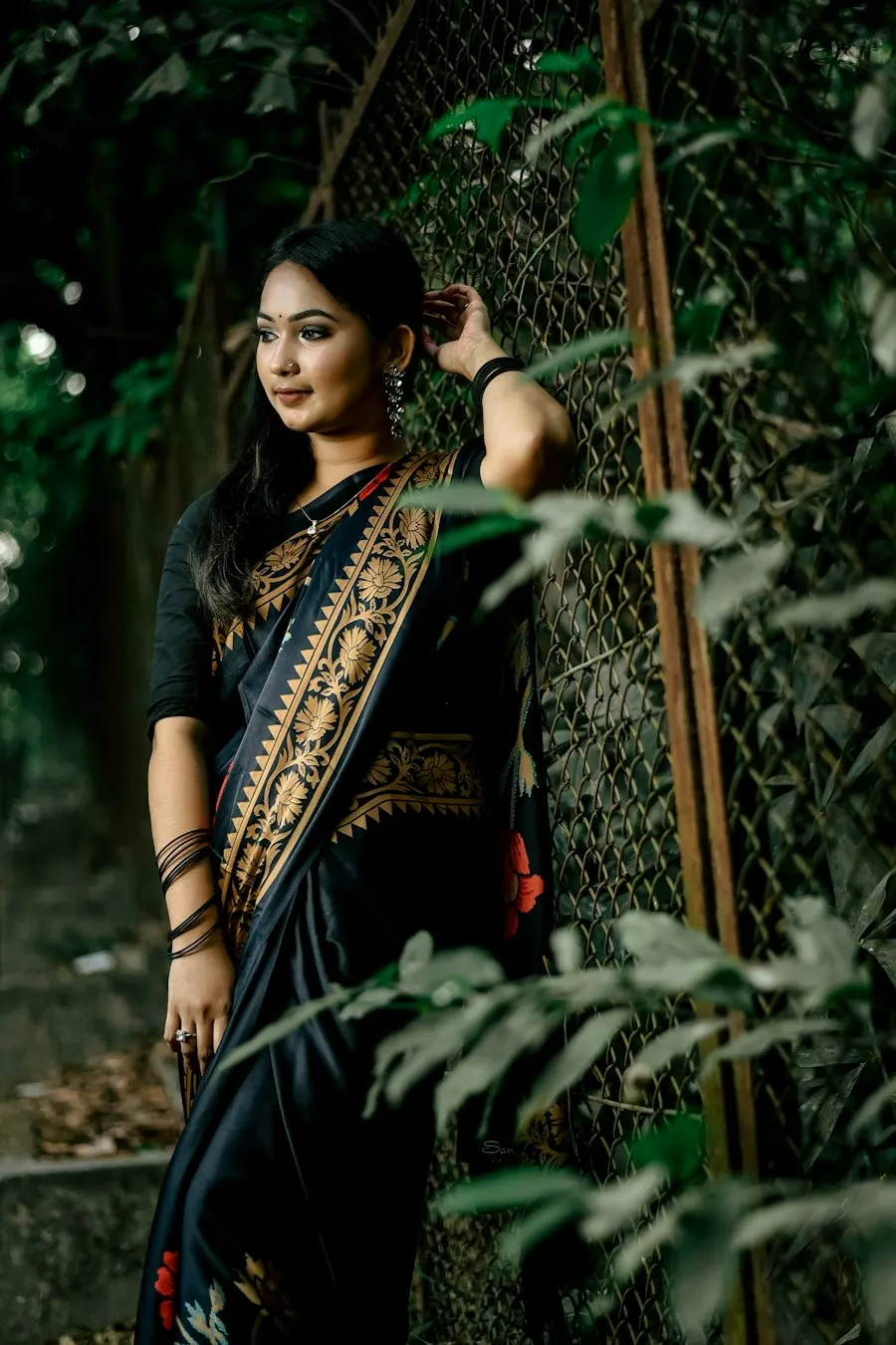 Handcrafted Tissue Saree - Shine This Diwali