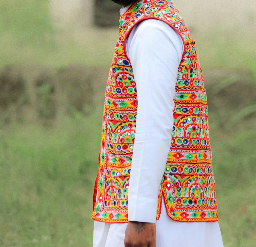 Radiant Kediyu Kurta Set - Dandiya Star Look