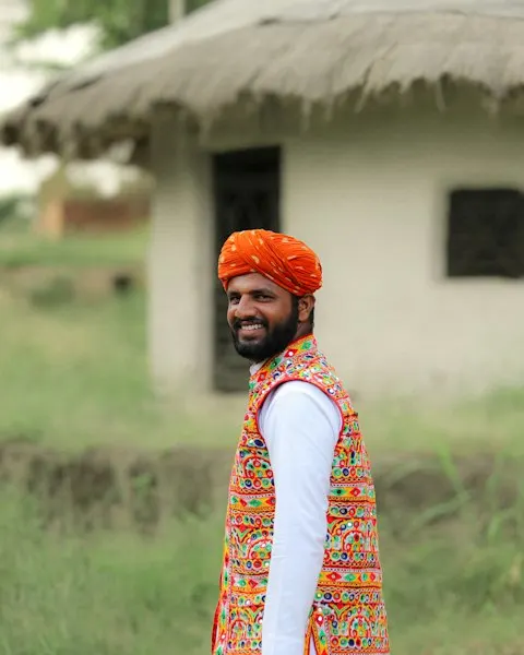 Radiant Kediyu Kurta Set - Dandiya Star Look