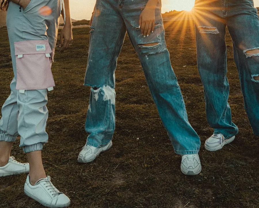 Chic White Denim Jeans - Festive to Brunch Ready